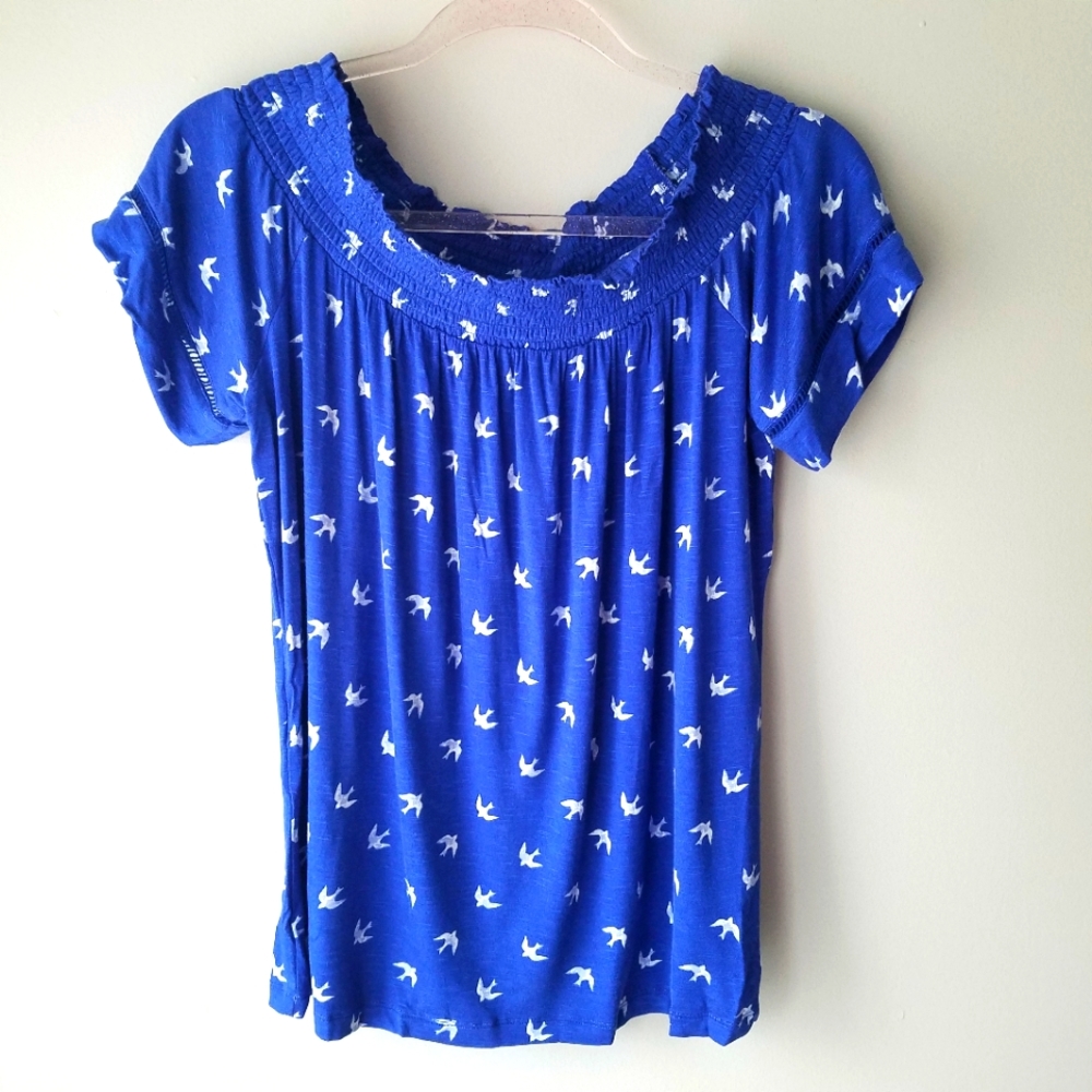 Max Jeans Blue Birds Tshirt NWT Size Medium